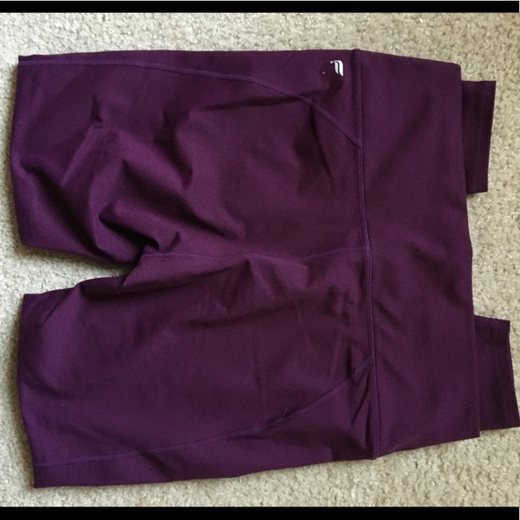 Fabletics Highwaisted Powerhold Leggings L - Picture 4 of 5
